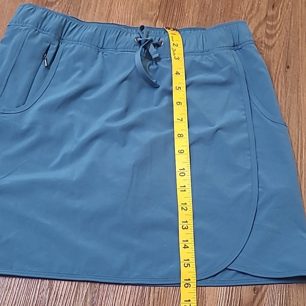 Patagonia Blue Midi Skirt for women zise S used good condition.‎